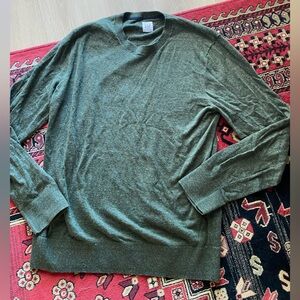 *Gap pullover lightweight sweater